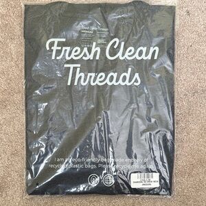 Fresh Clean Threads Crew Neck Tee - Charcoal (M)